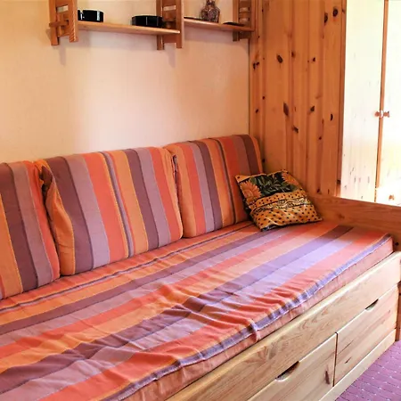 Apartment Au Coeur De Les Claux, Proche Pistes Et Commerces, 2 Pieces, Coin Montagne, 5 Pers. - Fr-1-330b-32 Vars (Hautes-Alpes)